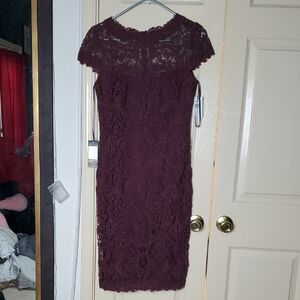 Tadashi Shoji Embroidered Cap Sleeve Dress Size 6